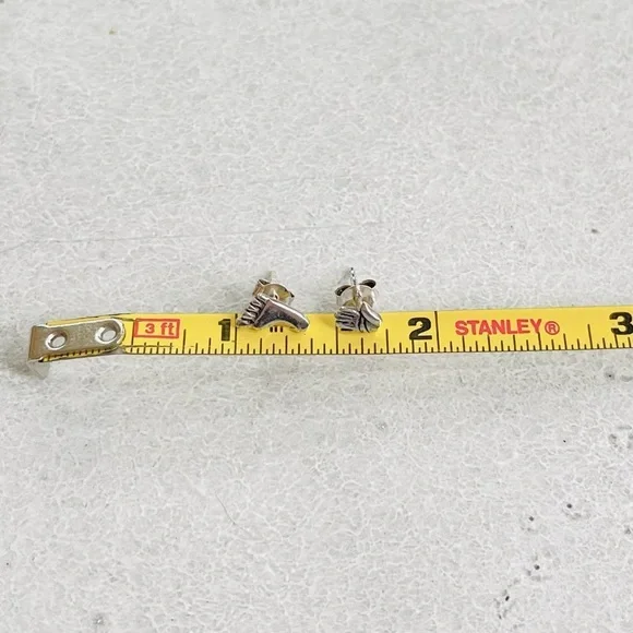 Set of 2 Sterling Silver Mini Hands and Feet Earrings - Picture 5 of 5